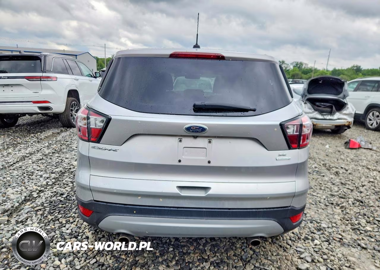 2017 Ford Escape Se VIN:1FMCU0GD9HUD98674 - 6