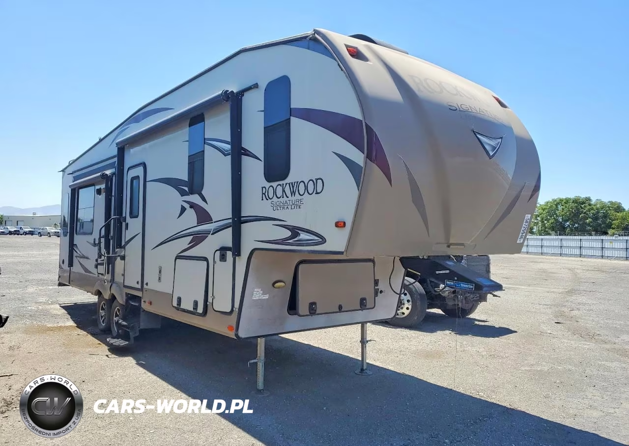 2017 Forest River Rockwood Camper