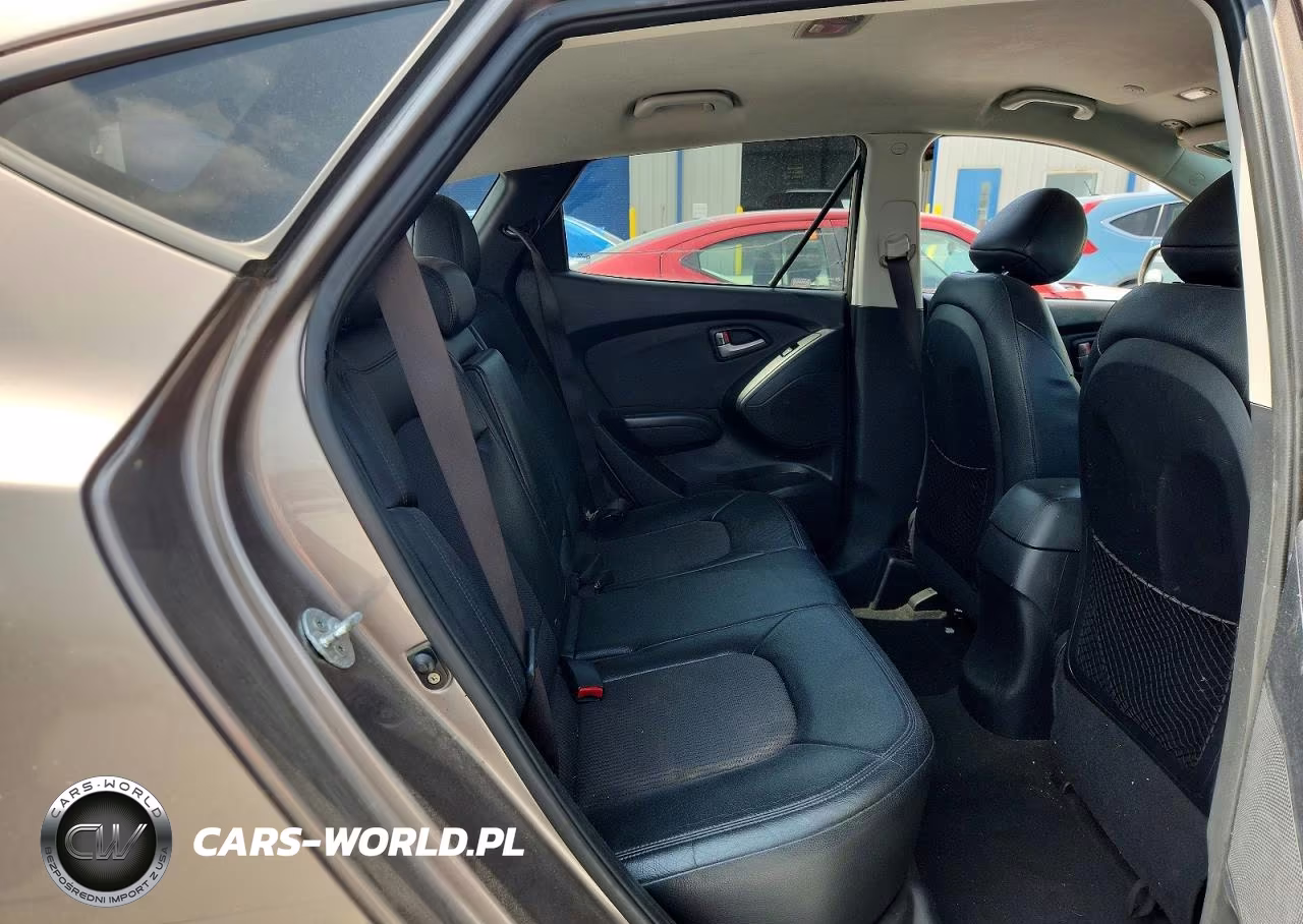 2011 Hyundai Tucson Gls VIN:KM8JU3AC2BU146801 - 11