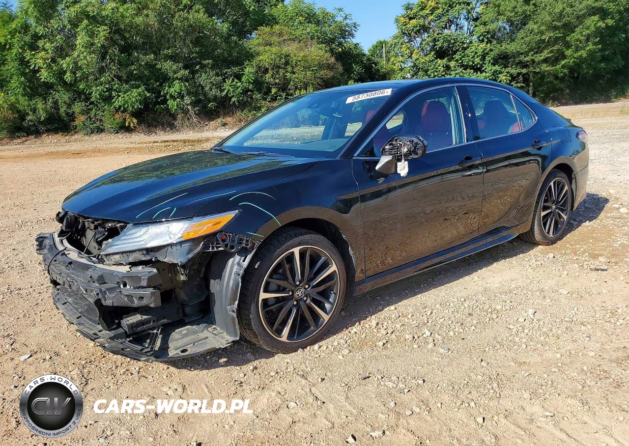 2020 Toyota Camry Xse
