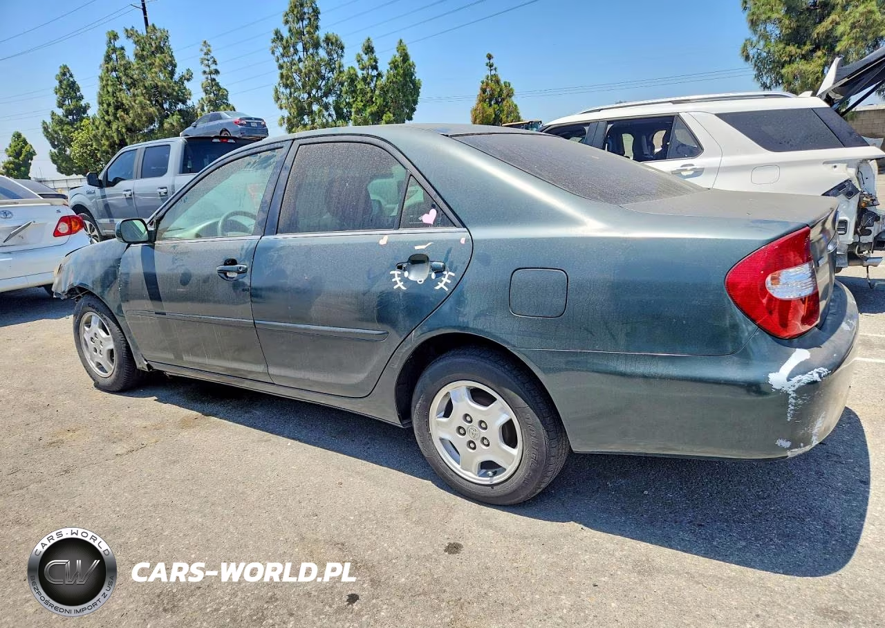 2003 Toyota Camry Le VIN:4T1BE32K13U714593 - 2