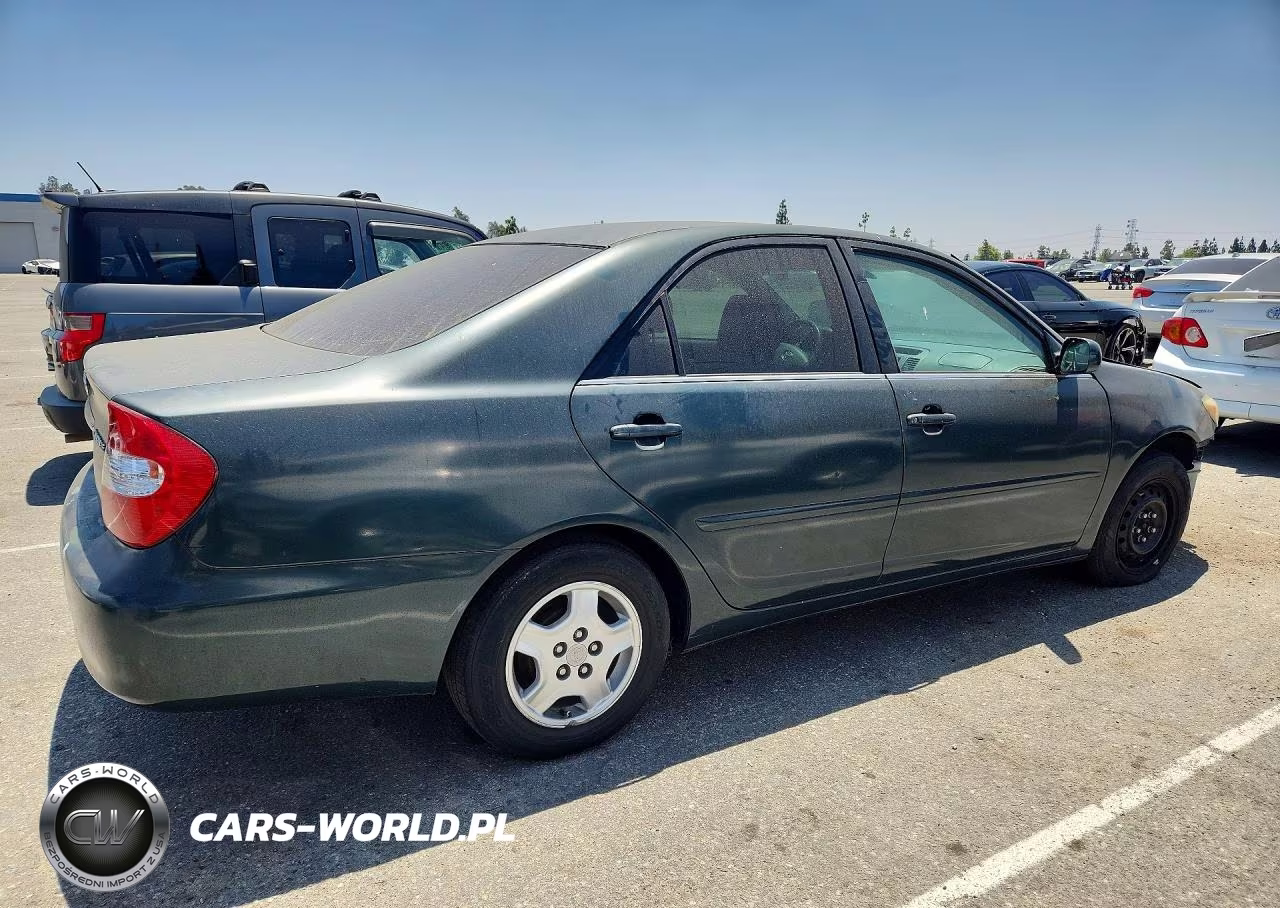 2003 Toyota Camry Le VIN:4T1BE32K13U714593 - 3