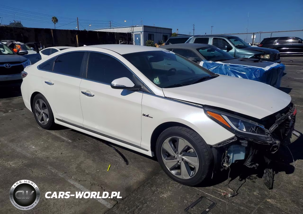 2016 Hyundai Sonata Hybrid Limited VIN:KMHE34L1XGA034522 - 4