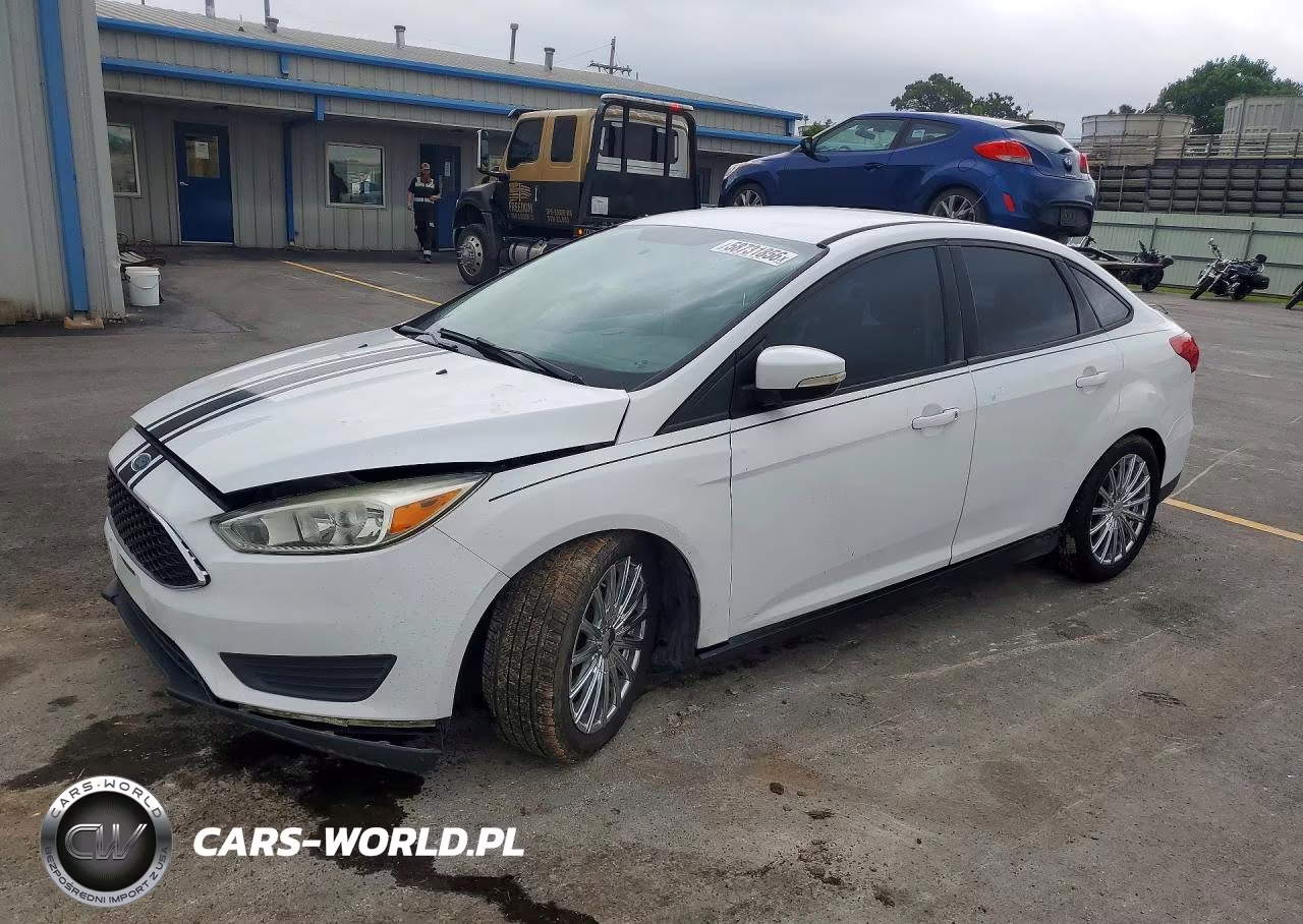 2015 FORD FOCUS SE – zdjęcie 1 z 13