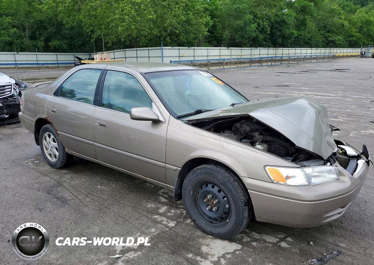 1999 Toyota Camry Le V6 VIN:JT2BF22K1X0181940 - 4