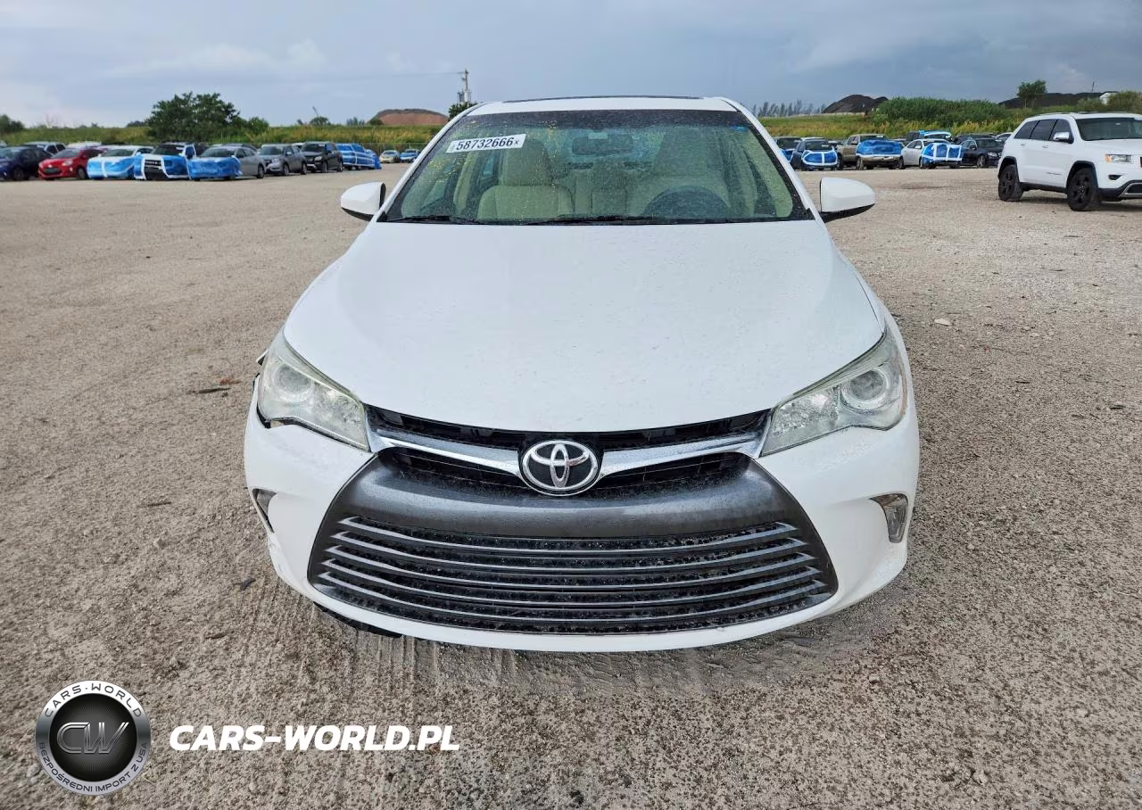 2017 Toyota Camry Xle VIN:4T1BF1FK1HU685695 - 5