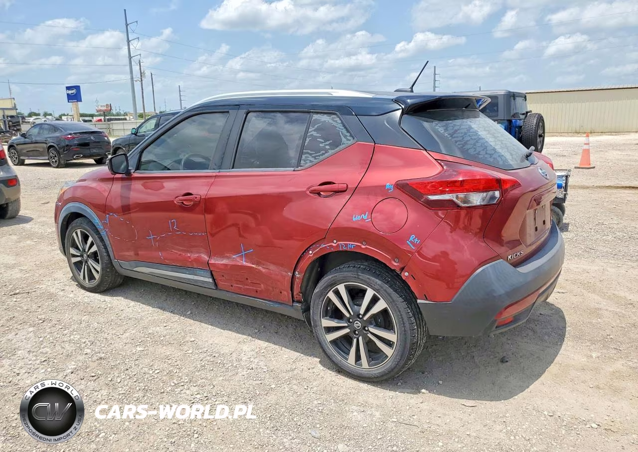 2019 Nissan Kicks Sr VIN:3N1CP5CU9KL551797 - 2