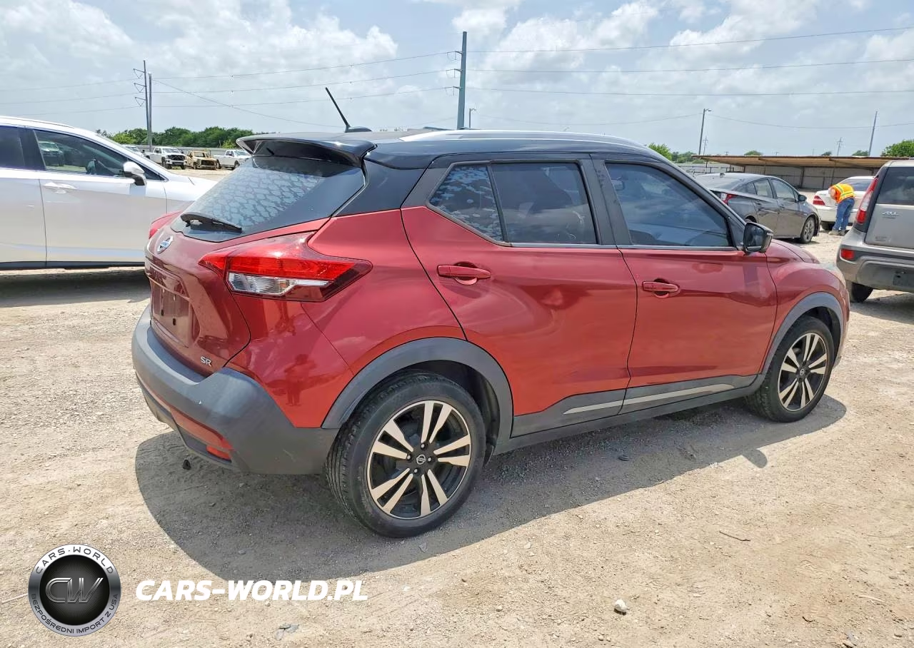 2019 Nissan Kicks Sr VIN:3N1CP5CU9KL551797 - 3