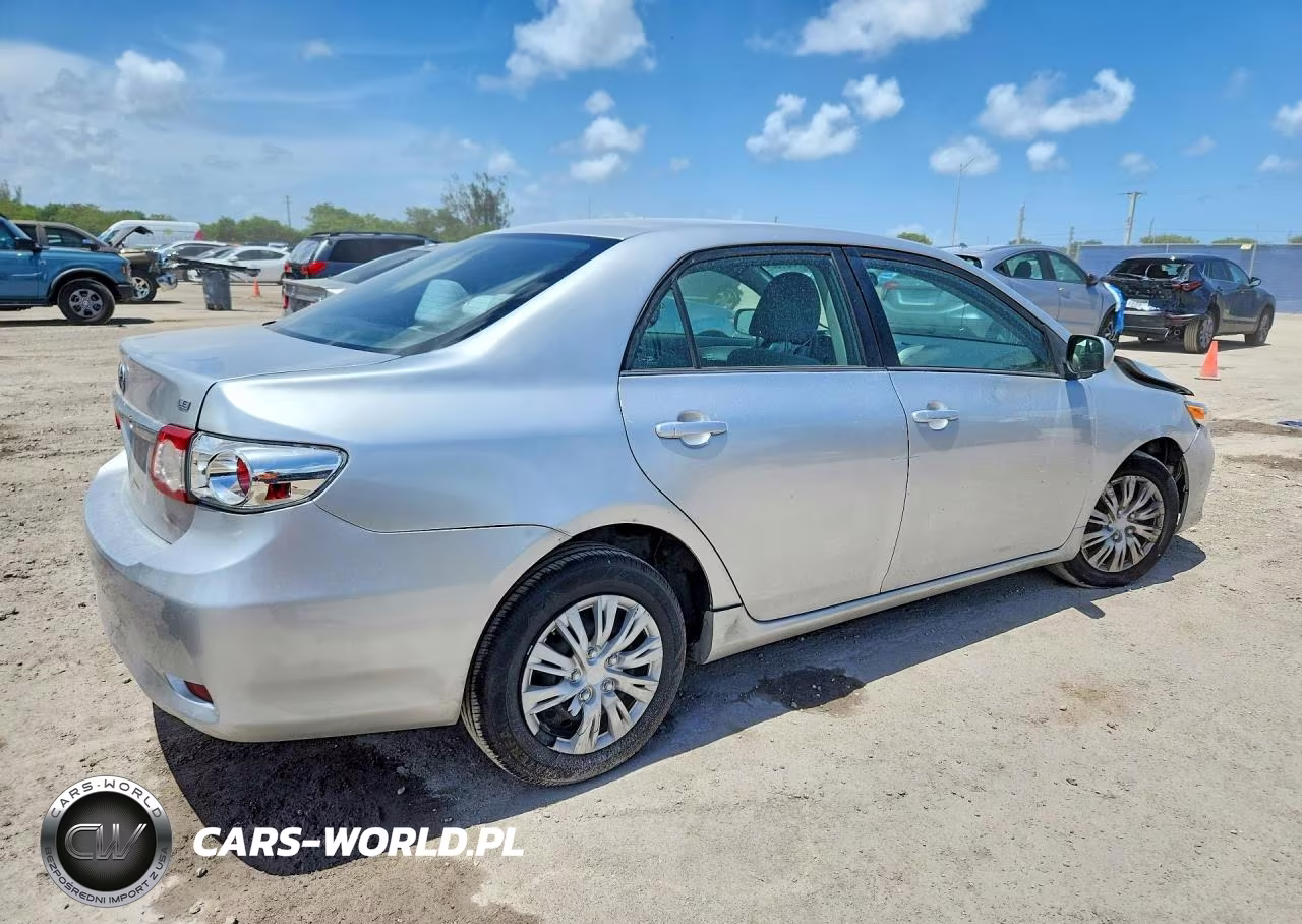 2011 Toyota Corolla Le VIN:2T1BU4EE5BC688501 - 3