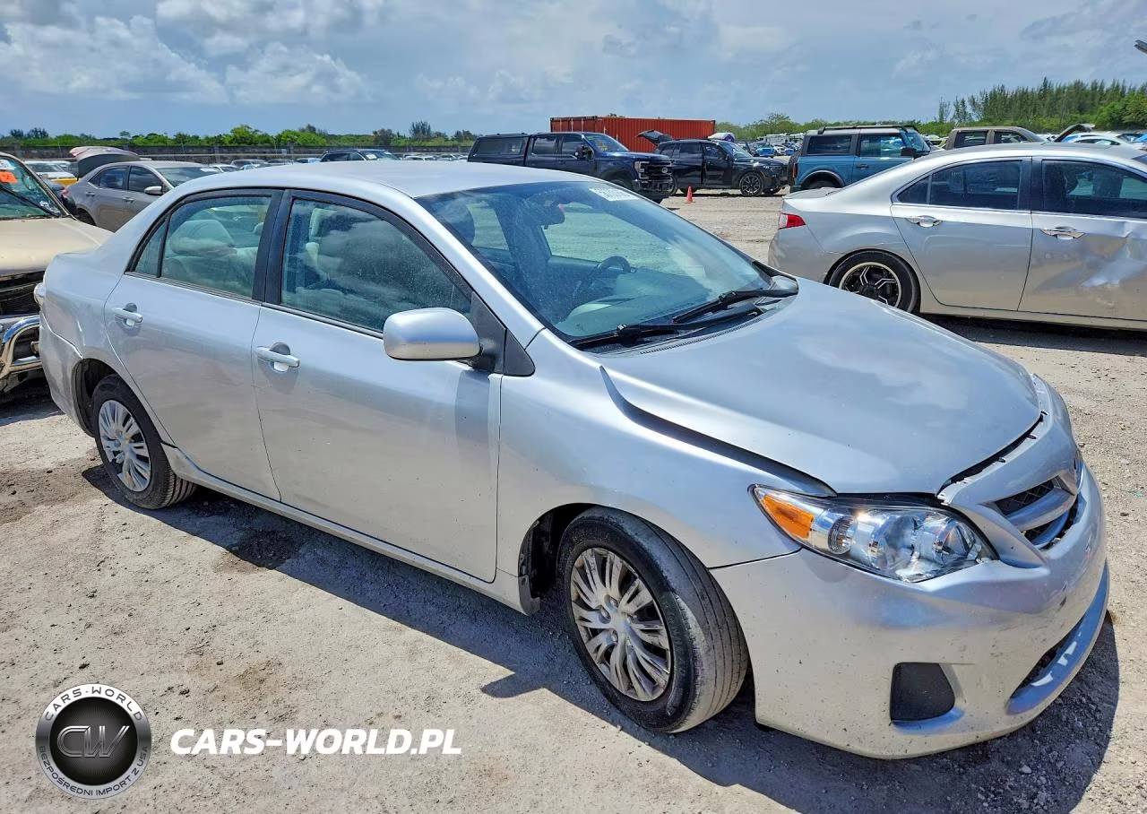 2011 Toyota Corolla Le VIN:2T1BU4EE5BC688501 - 4
