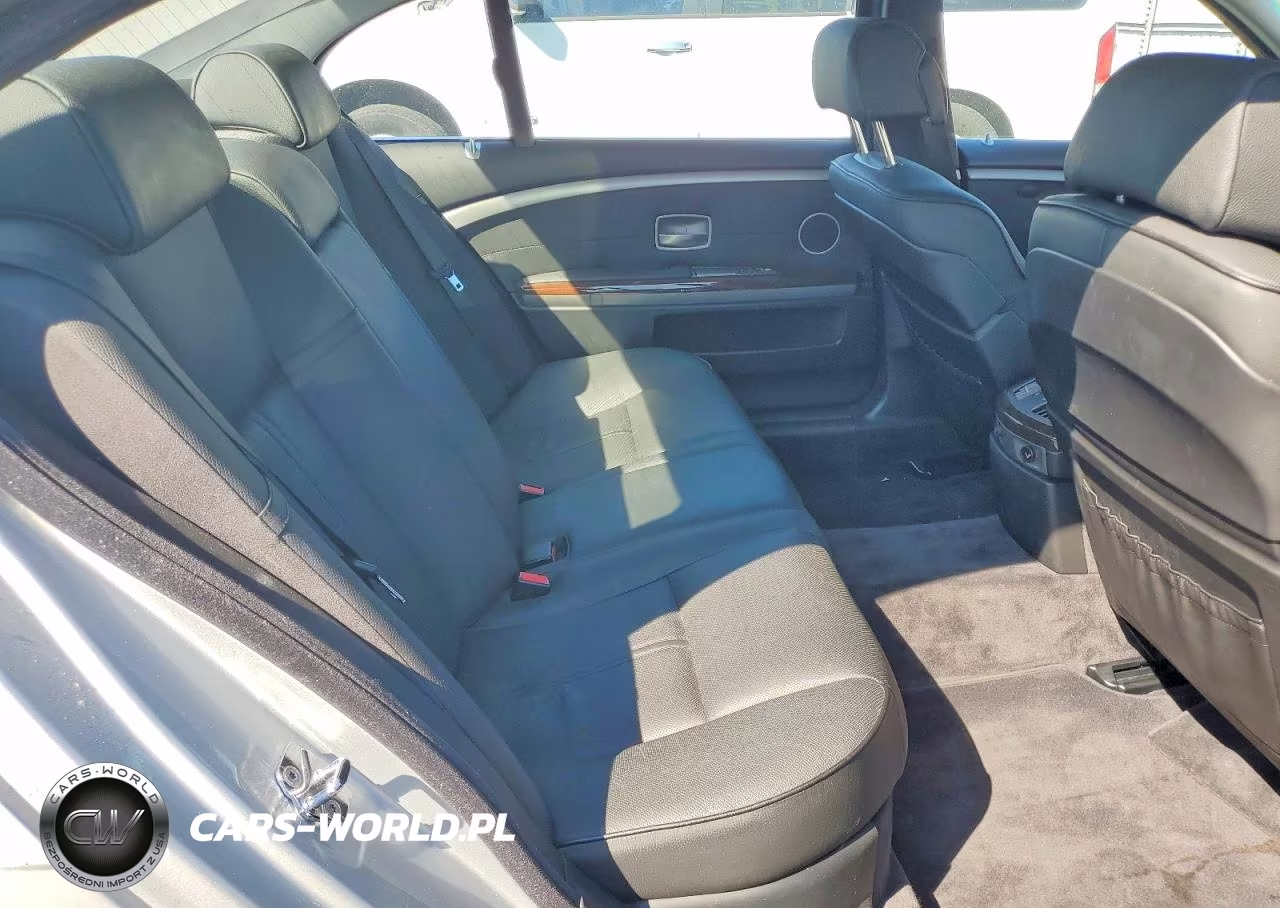 2006 BMW 750 Li VIN:WBAHN83566DT60835 - 10