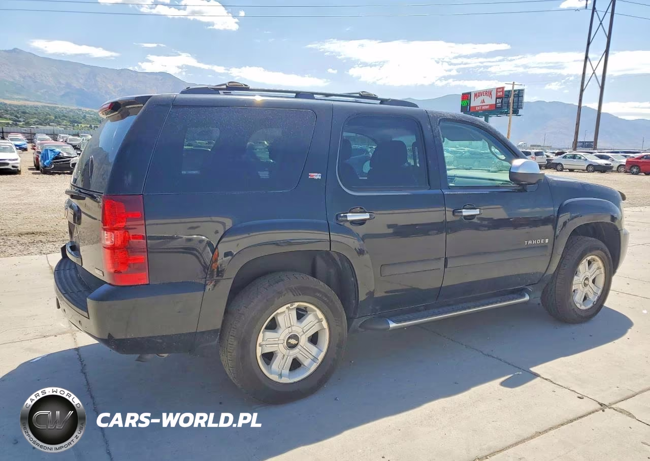 2007 Chevrolet Tahoe K1500 VIN:1GNFK13057R387311 - 3