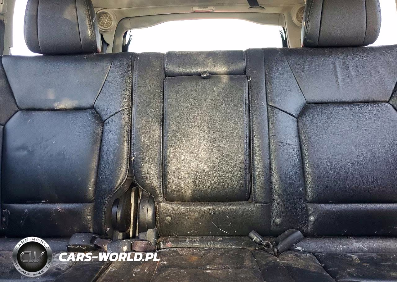 2015 Honda Pilot Touring VIN:5FNYF4H97FB041991 - 10