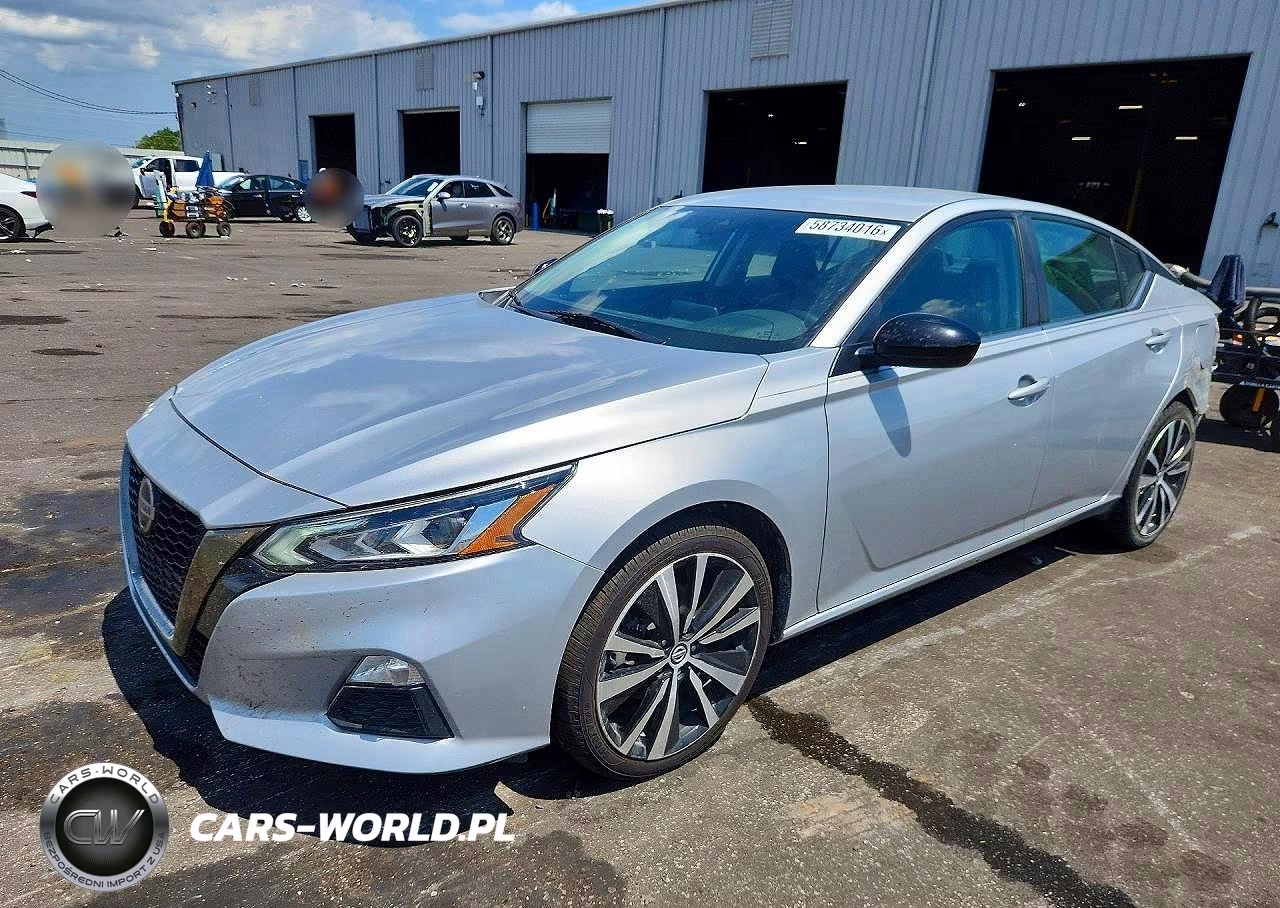 2020 Nissan Altima Sr – zdjęcie 1 z 12