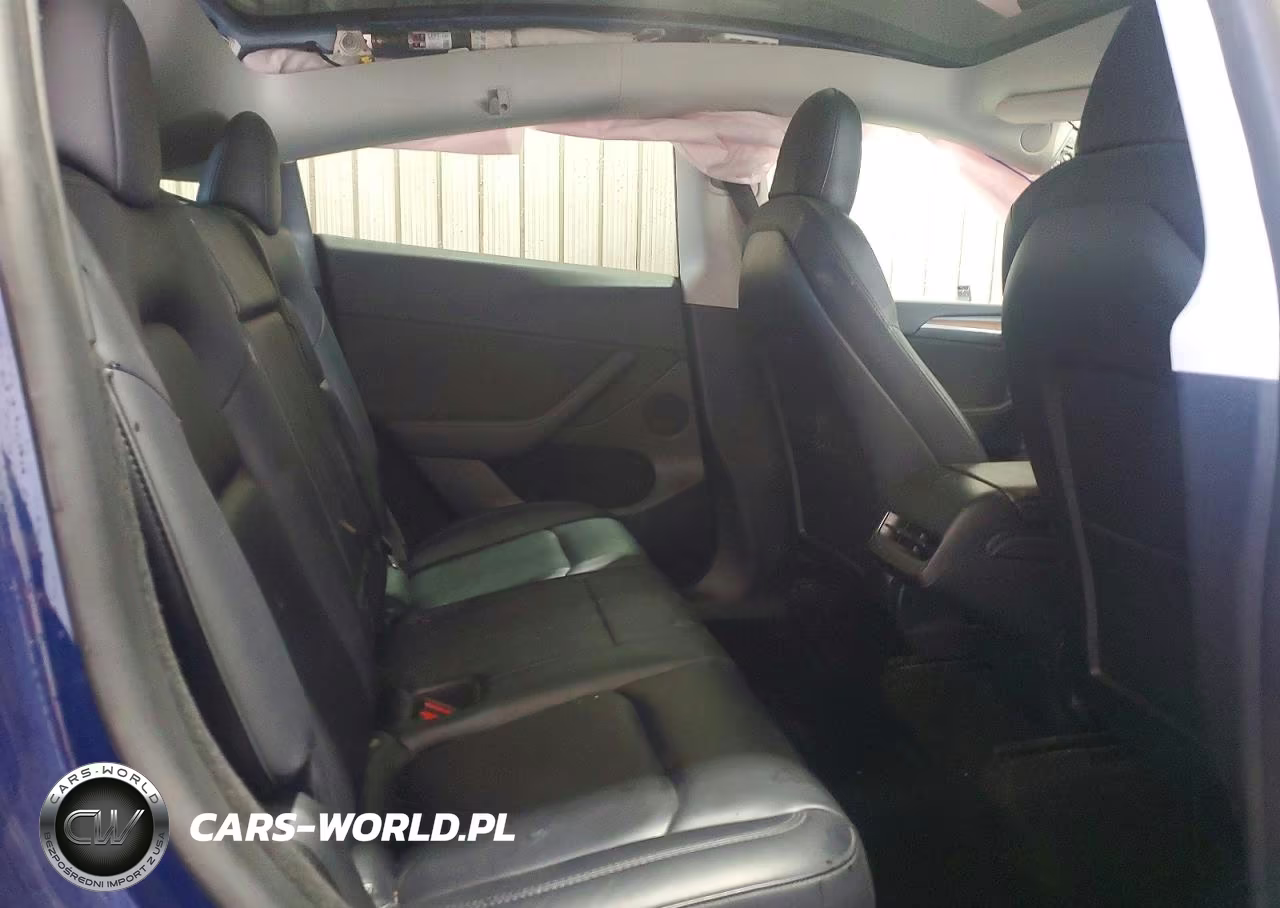 2022 Tesla Model Y VIN:7SAYGDEF1NF532078 - 10