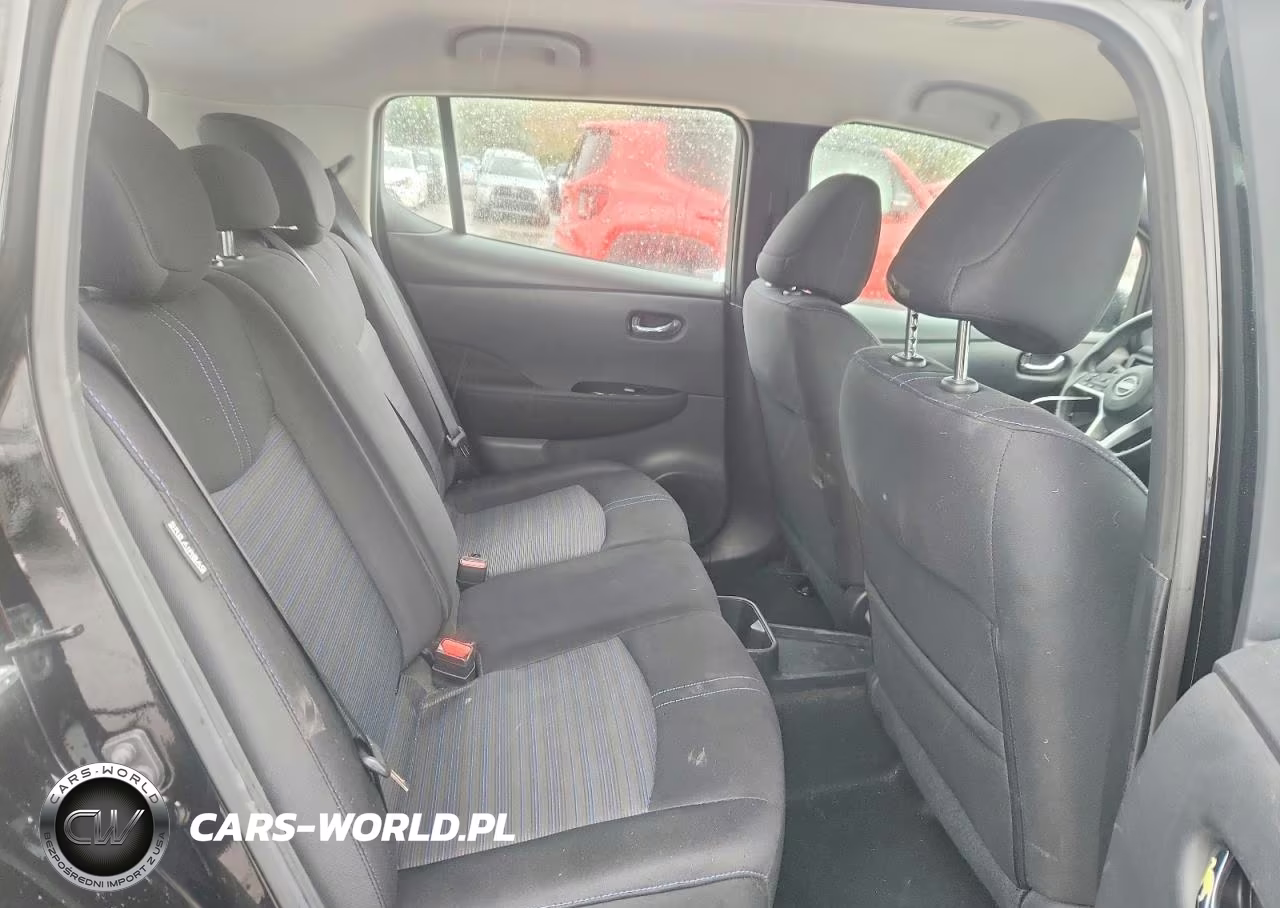 2023 Nissan Leaf Sv Plus VIN:1N4CZ1CV0PC556582 - 10