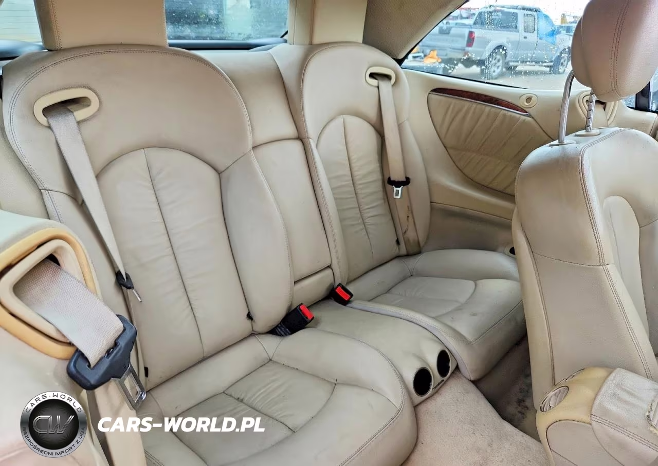 2009 Mercedes-Benz Clk 350 VIN:WDBTK56FX9T104277 - 10