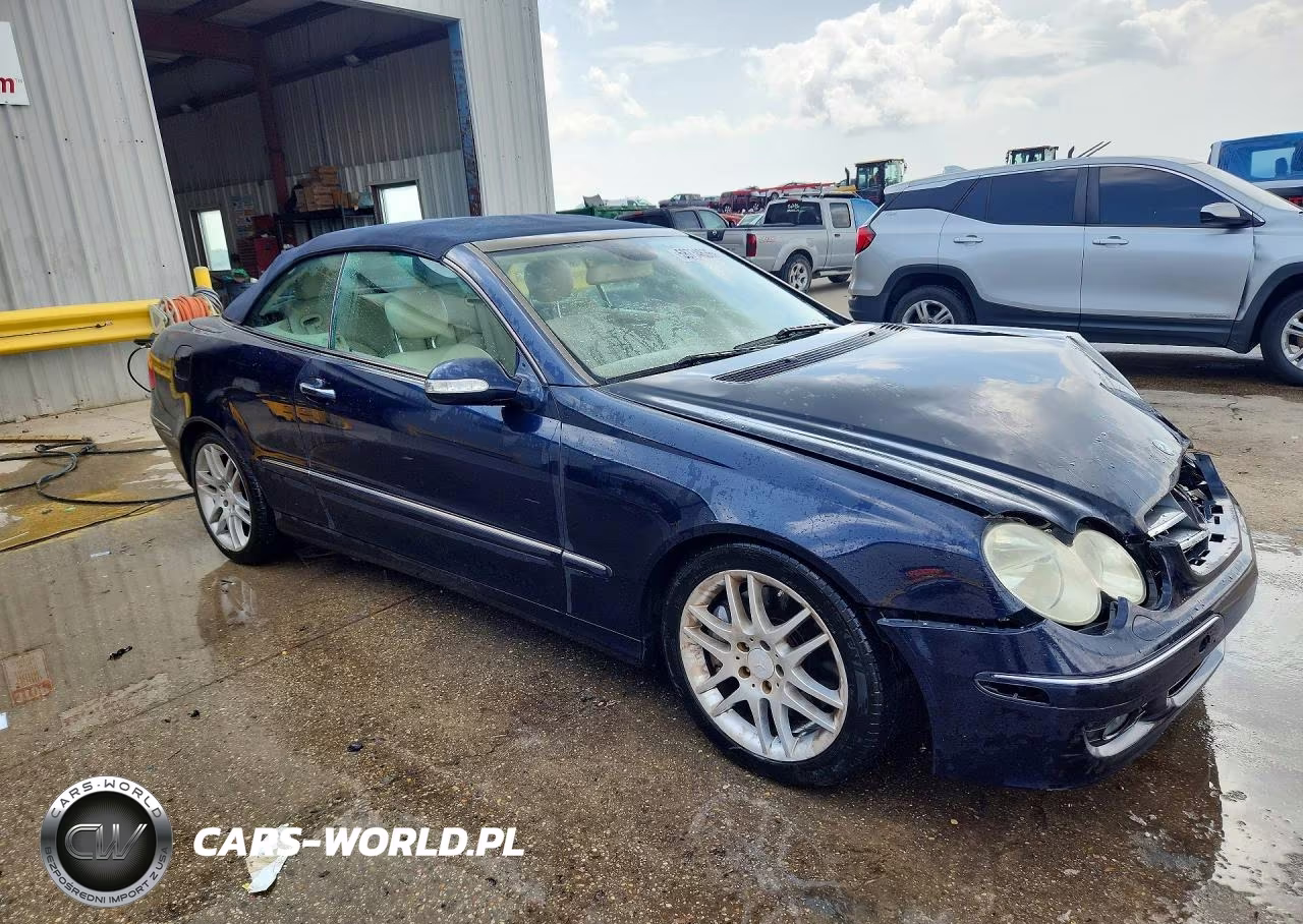 2009 Mercedes-Benz Clk 350 VIN:WDBTK56FX9T104277 - 4