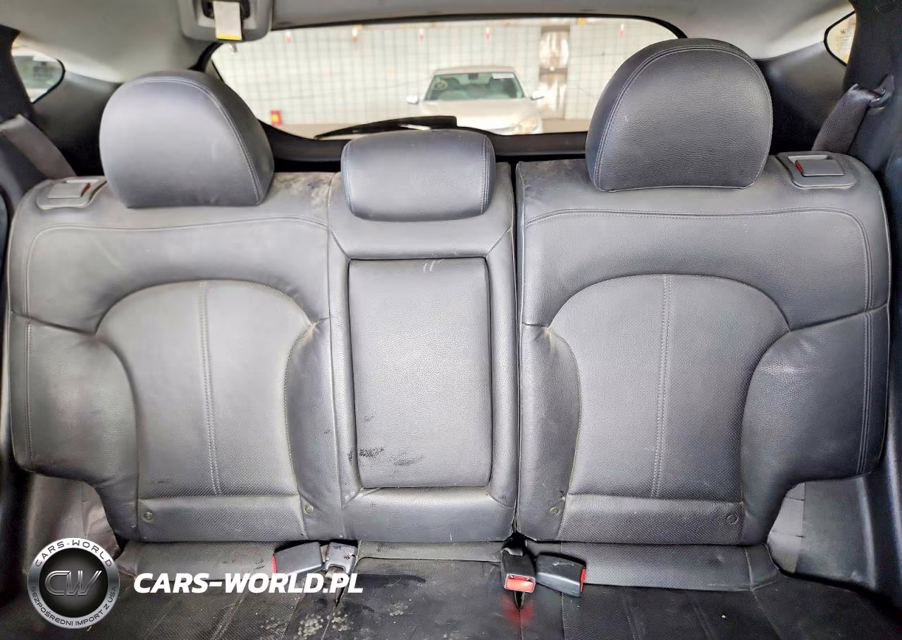 2011 Hyundai Tucson Limited VIN:KM8JU3AC7BU132134 - 10