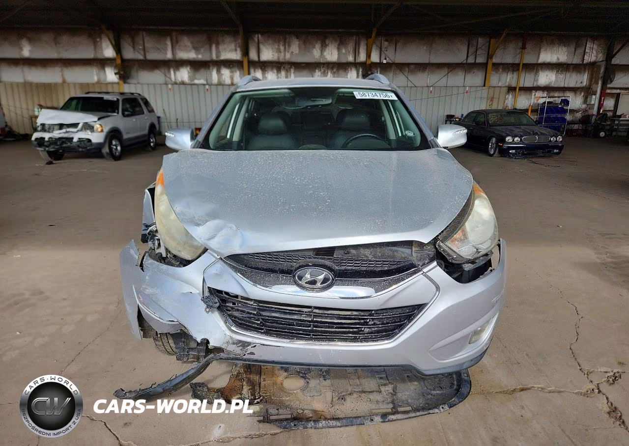 2011 Hyundai Tucson Limited VIN:KM8JU3AC7BU132134 - 5