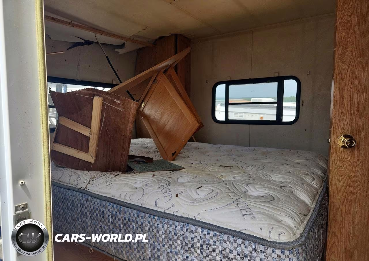 2001 Coachman Recreational Vehicle (Rv) VIN:1TC2B035011201116 - 6