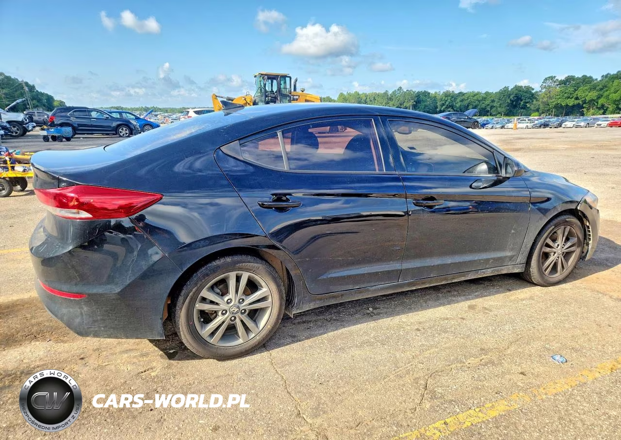 2018 Hyundai Elantra Value Edition VIN:5NPD84LF4JH279409 - 3