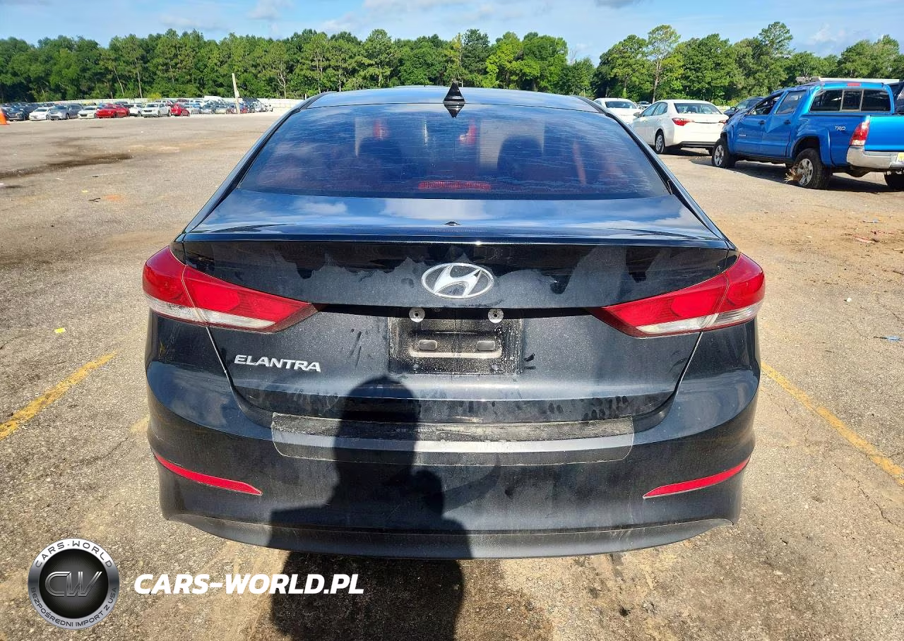 2018 Hyundai Elantra Value Edition VIN:5NPD84LF4JH279409 - 6