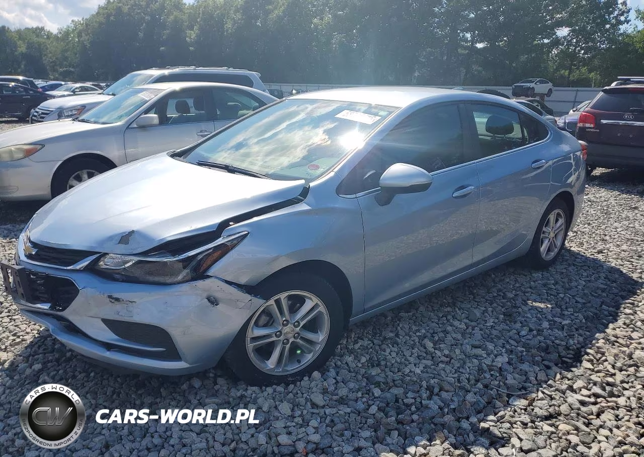 2018 Chevrolet Cruze Lt – zdjęcie 1 z 12