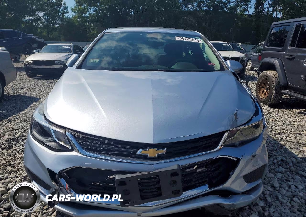 2018 Chevrolet Cruze Lt VIN:1G1BE5SM1J7109785 - 5