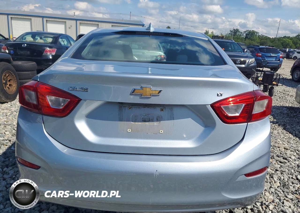 2018 Chevrolet Cruze Lt VIN:1G1BE5SM1J7109785 - 6