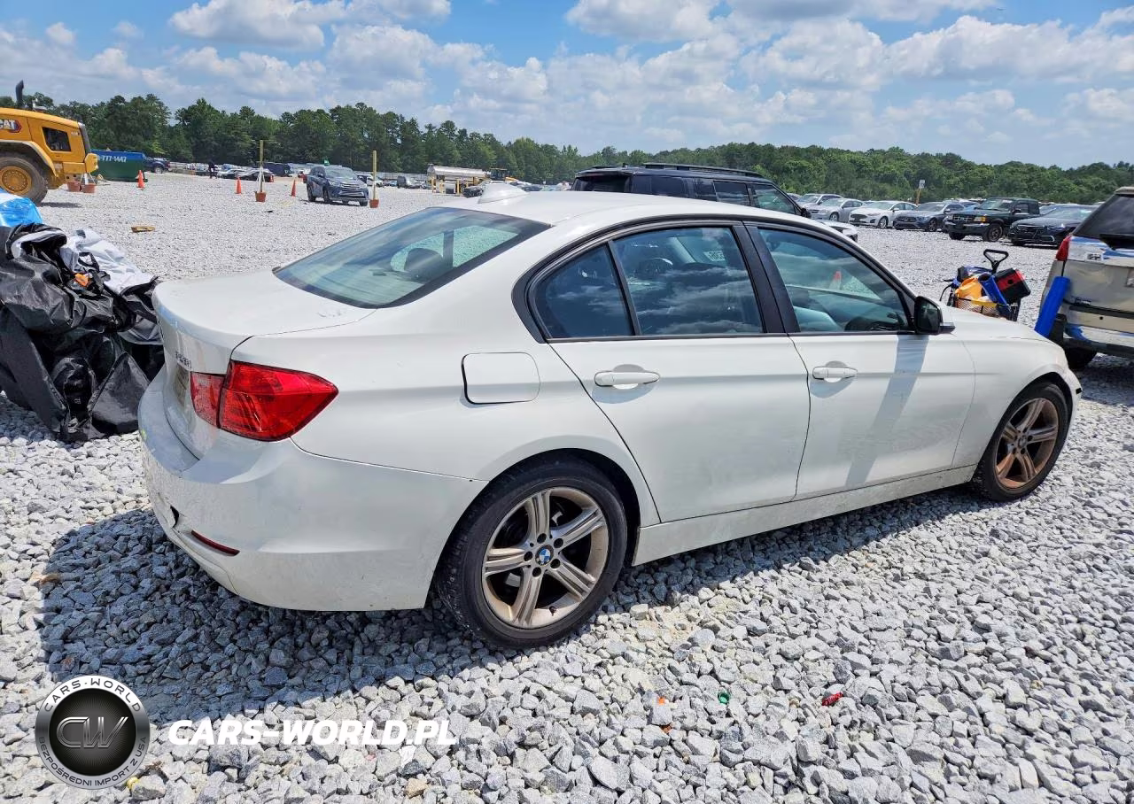 2013 BMW 328 I VIN:WBA3A5G55DNP18965 - 3