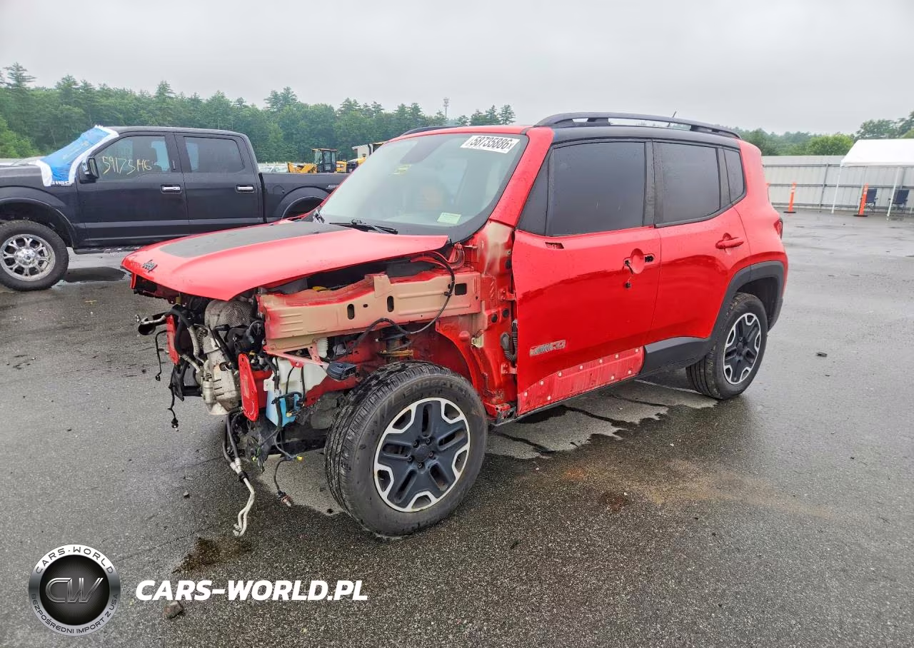 2015 Jeep Renegade Trailhawk – zdjęcie 1 z 13