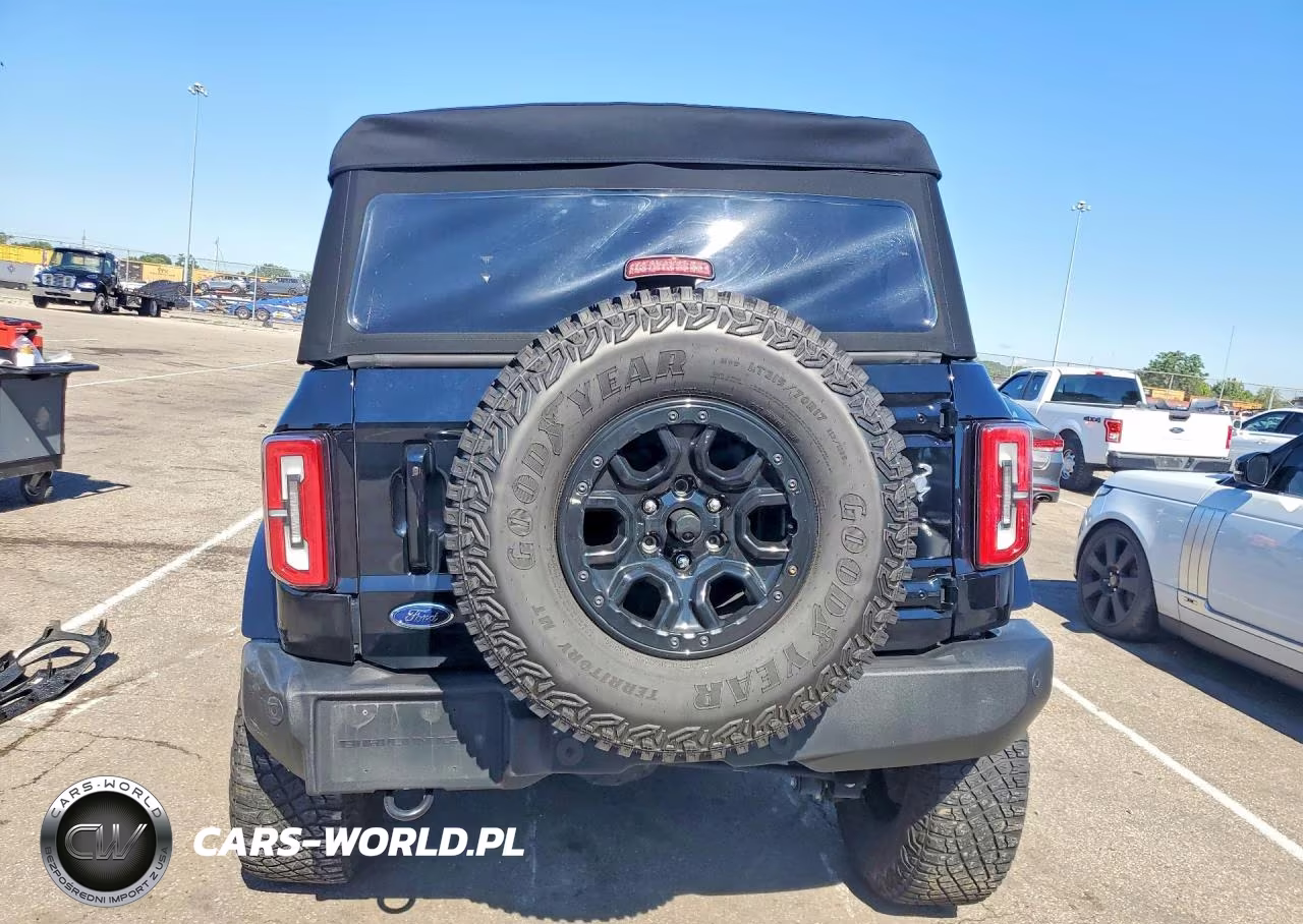2023 Ford Bronco Base VIN:1FMEE5DP8PLB30902 - 6