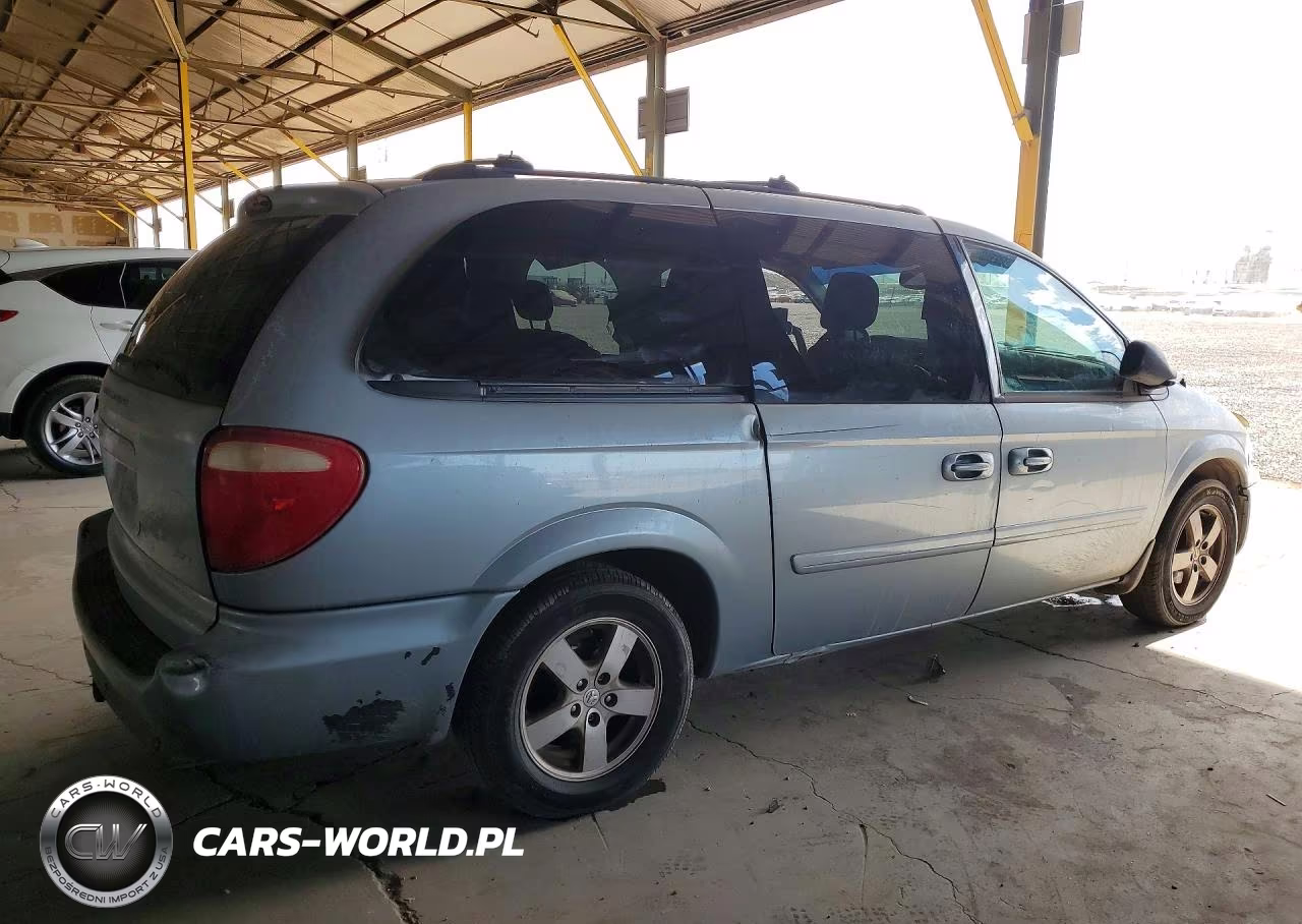 2005 Dodge Grand Caravan Sxt VIN:2D4GP44L95R244896 - 3