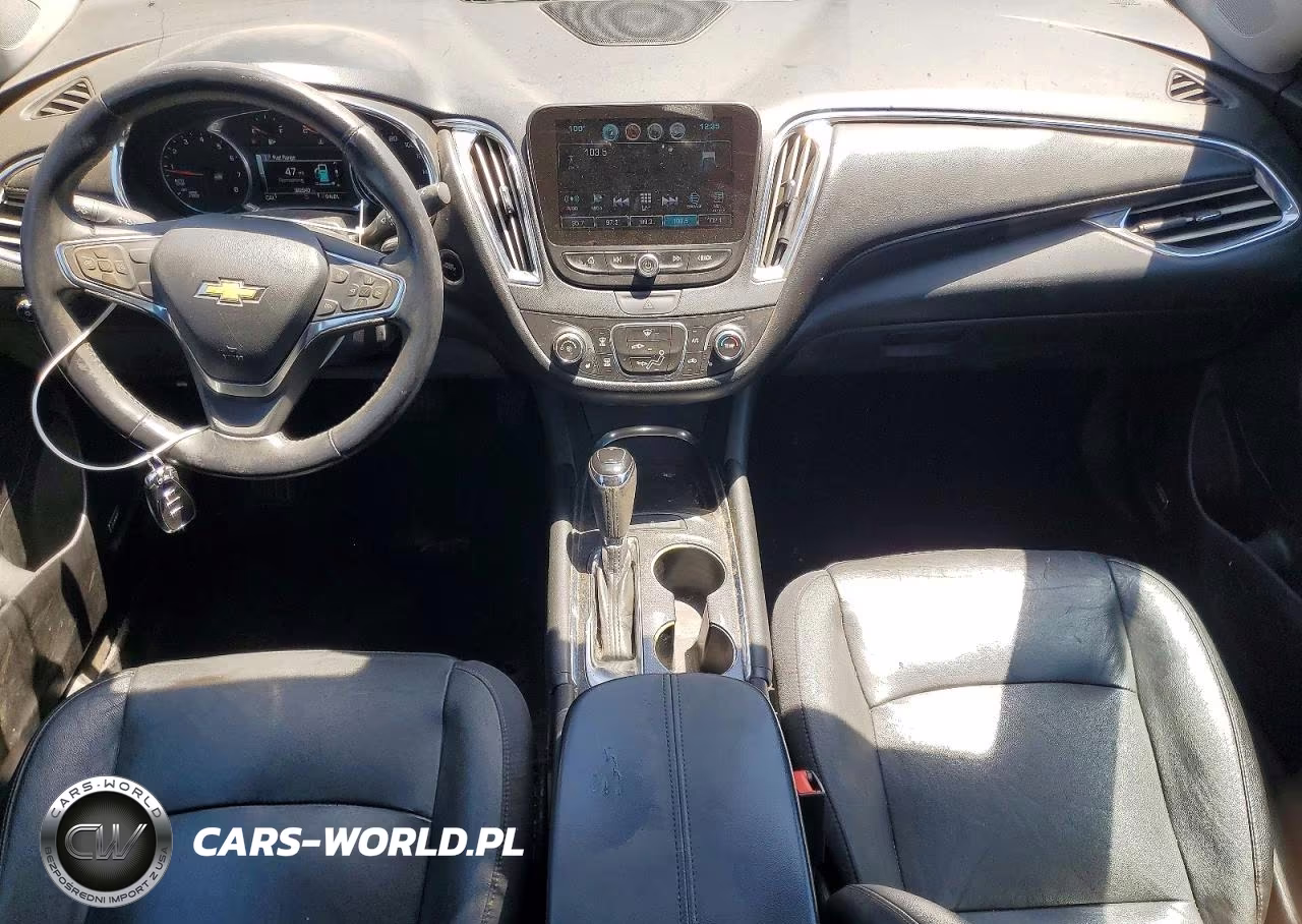 2018 Chevrolet Malibu Lt VIN:1G1ZD5ST1JF115875 - 8