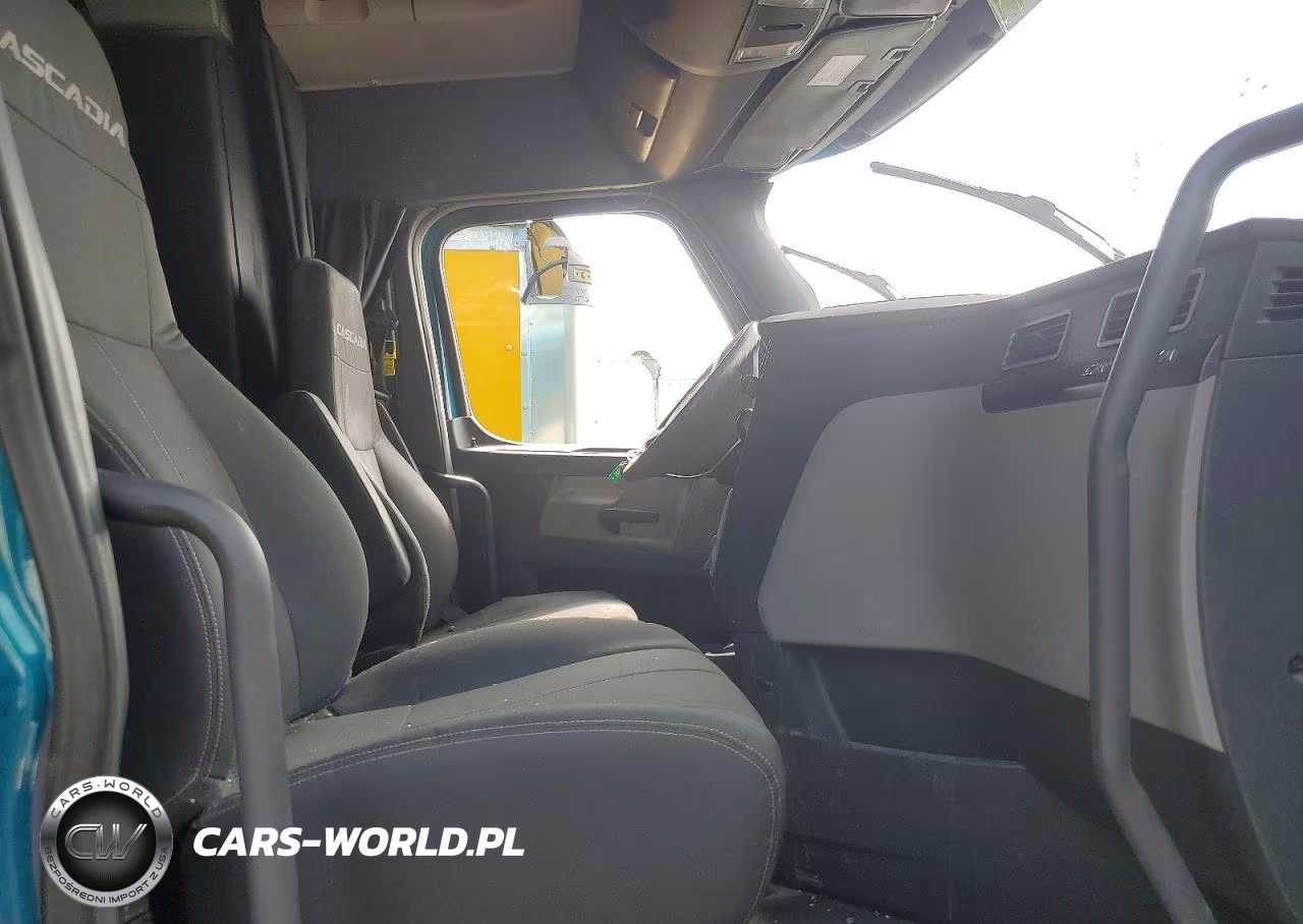 2020 Freightliner Cascadia 126 Semi Truck VIN:3AKJHHDR3LSLM6340 - 5