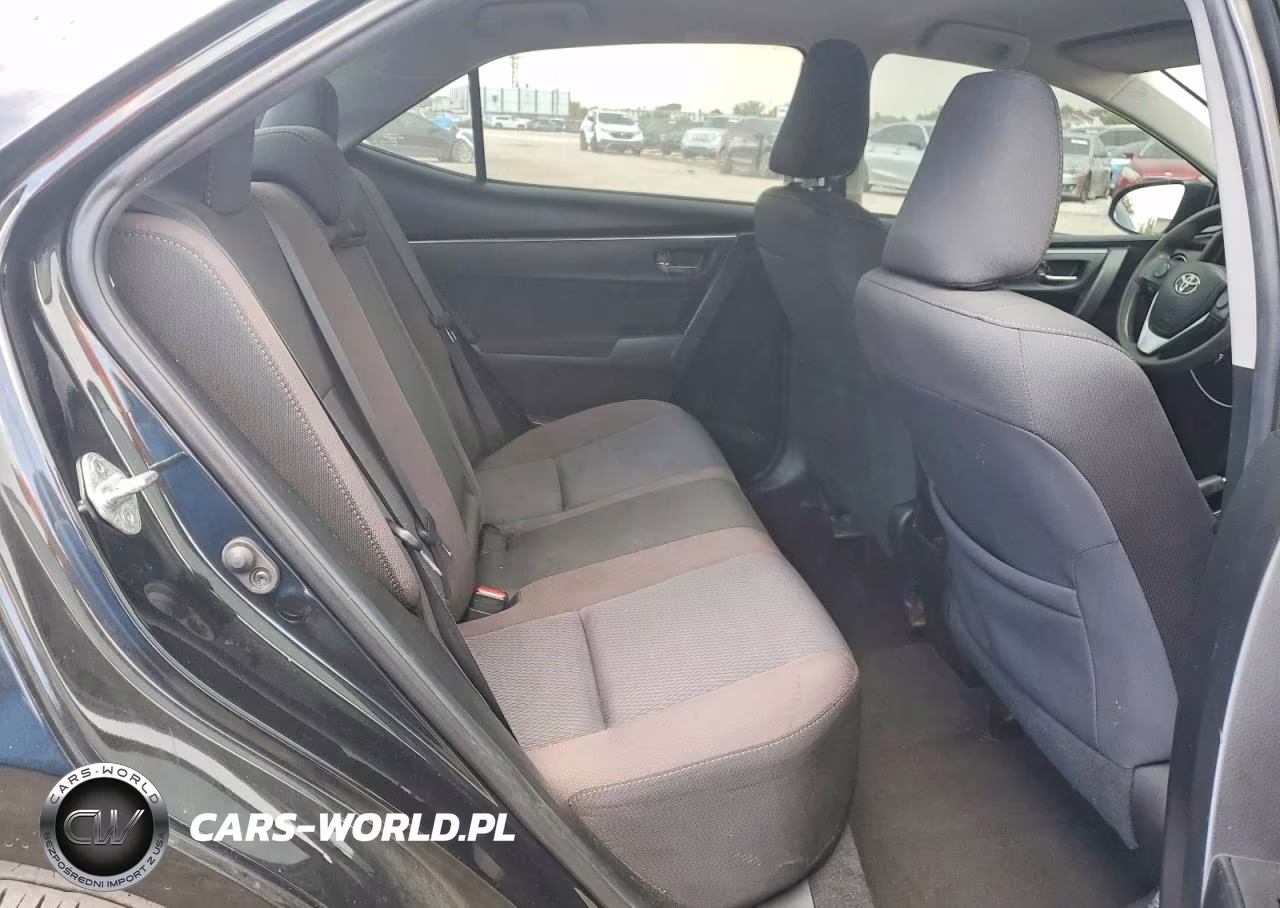 2018 Toyota Corolla Le VIN:2T1BURHE9JC045186 - 10