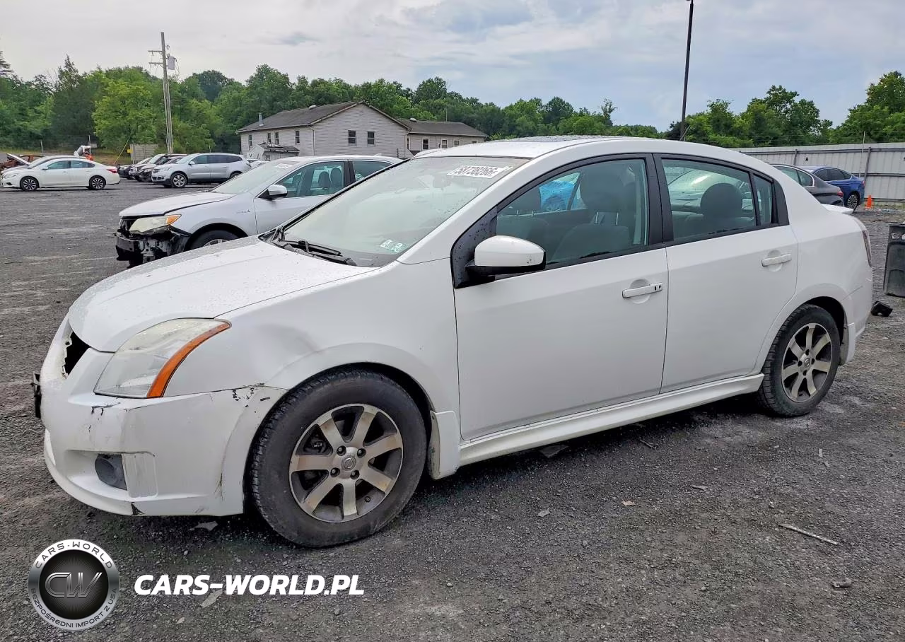 2012 Nissan Sentra 2.0 – zdjęcie 1 z 13