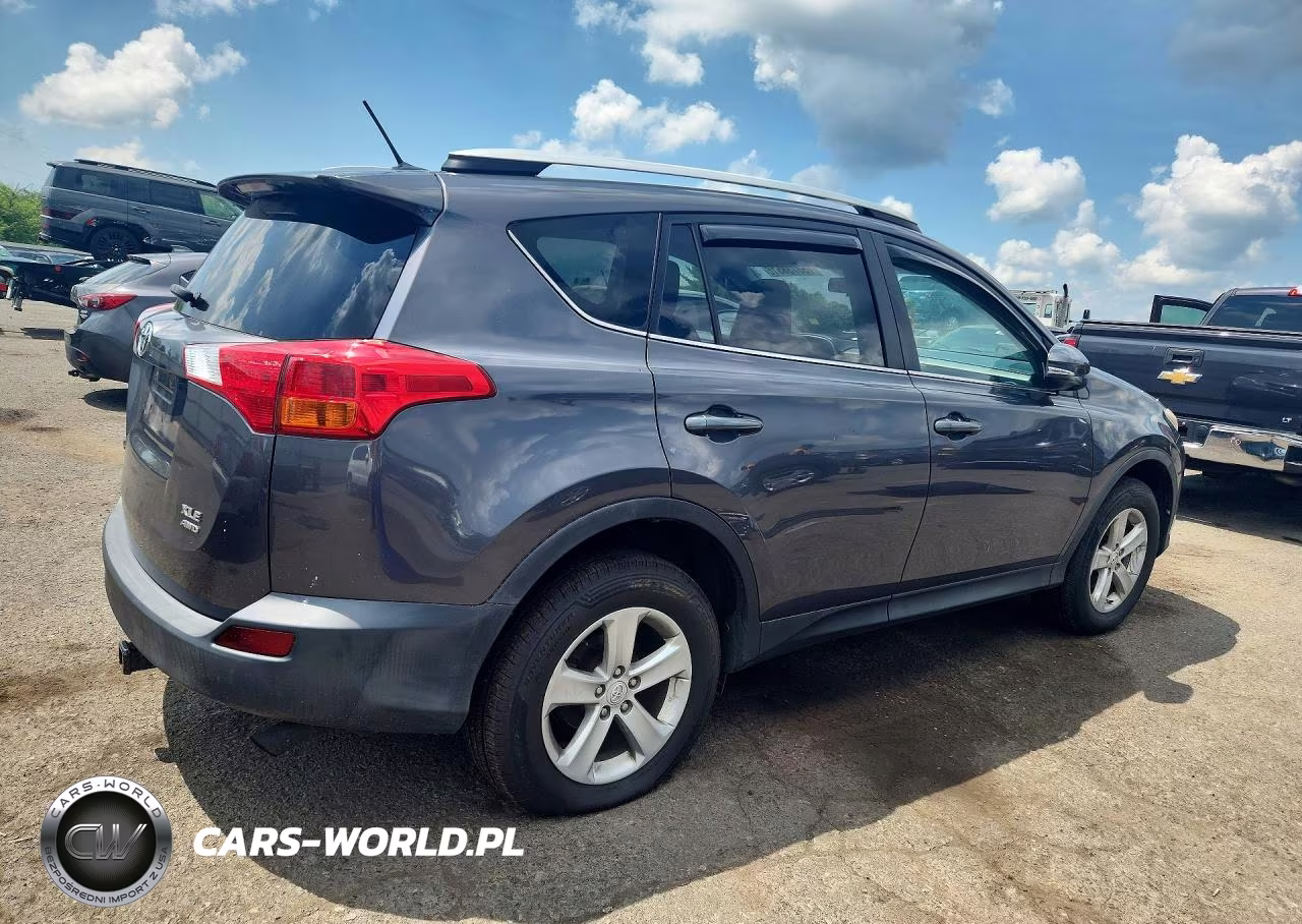 2014 Toyota Rav4 Xle VIN:2T3RFREV0EW150014 - 3