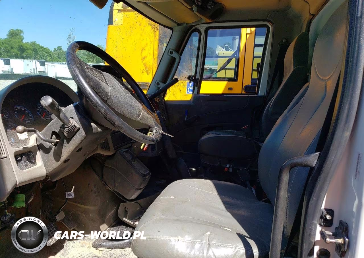 2016 International 4300 Box Truck VIN:1HTMMMML8GH228277 - 7