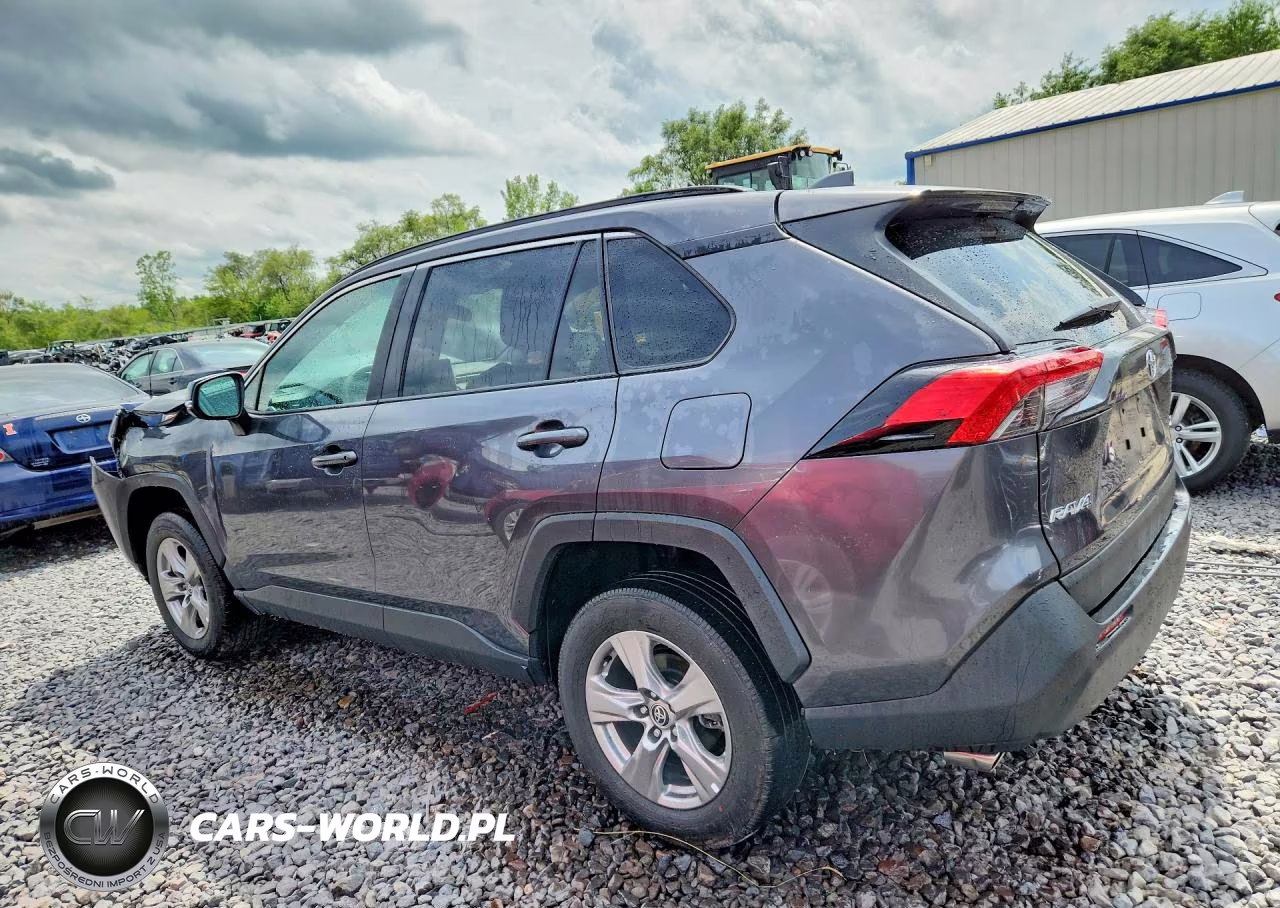 2024 Toyota Rav4 Xle VIN:2T3W1RFV5RC274495 - 2