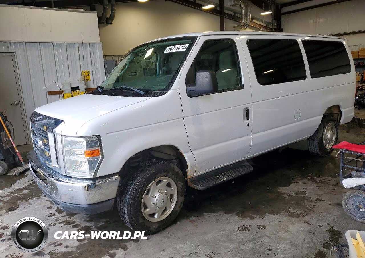 2014 Ford Econoline E350 Super Duty Wagon