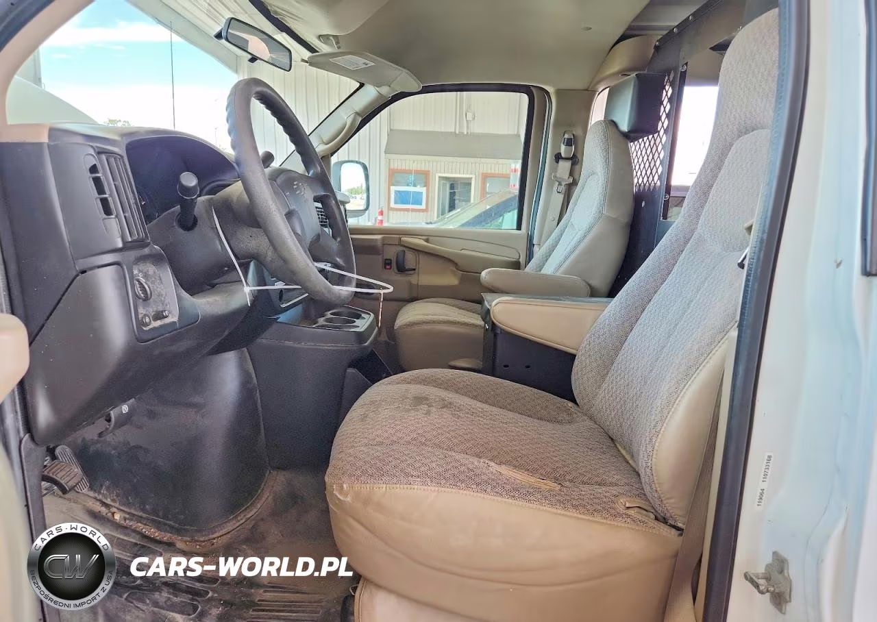 2007 Chevrolet Express Delivery Van VIN:1GCFG15X971226141 - 7
