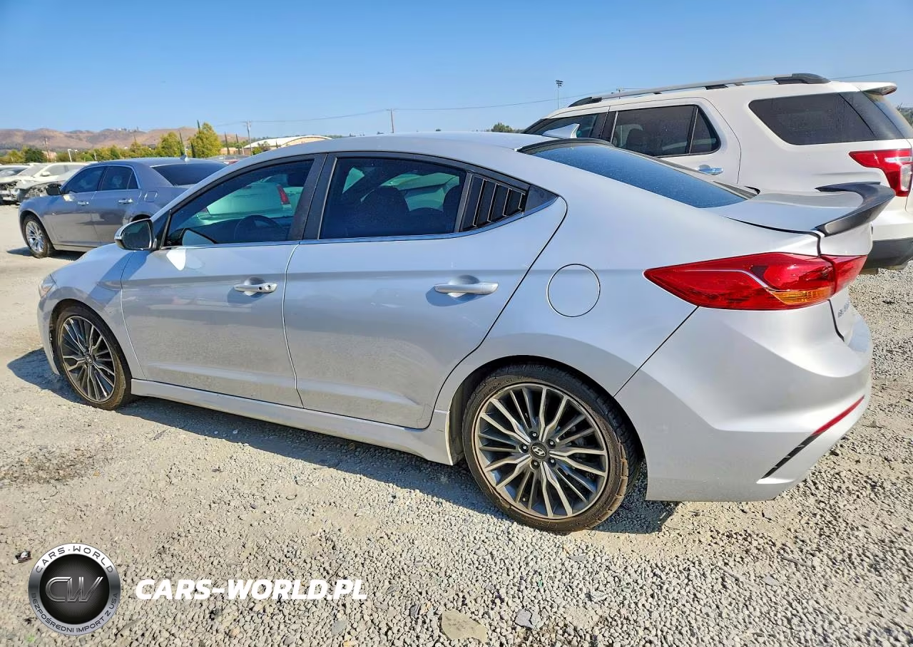 2018 Hyundai Elantra Sport VIN:KMHD04LB7JU574946 - 2
