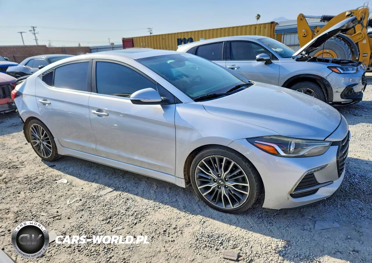 2018 Hyundai Elantra Sport VIN:KMHD04LB7JU574946 - 4
