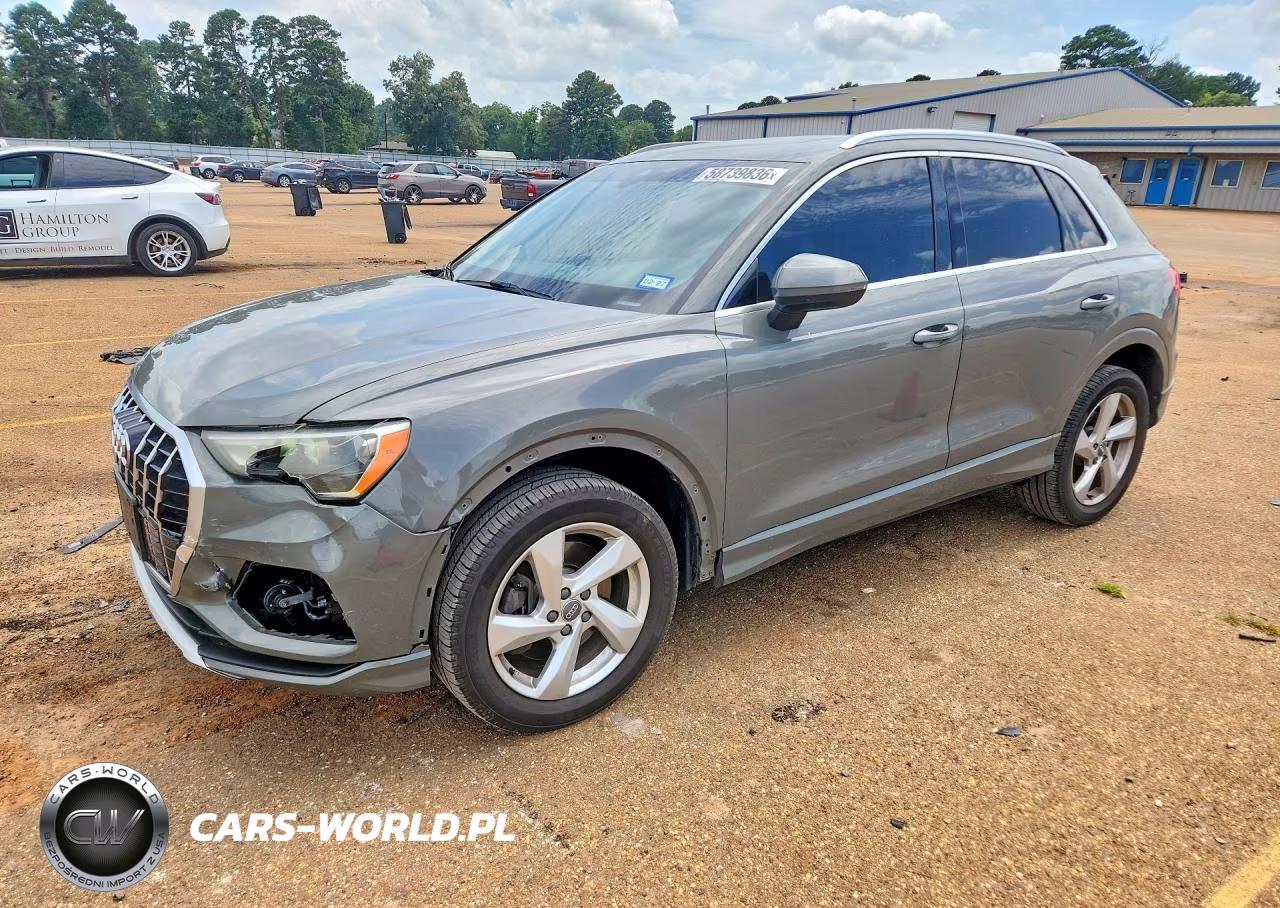 2020 Audi Q3 Premium