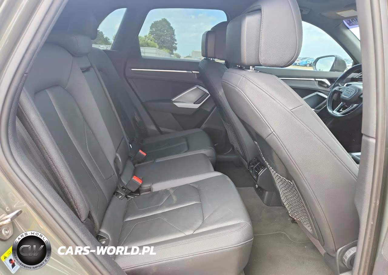 2020 Audi Q3 Premium VIN:WA1AECF32L1057401 - 10