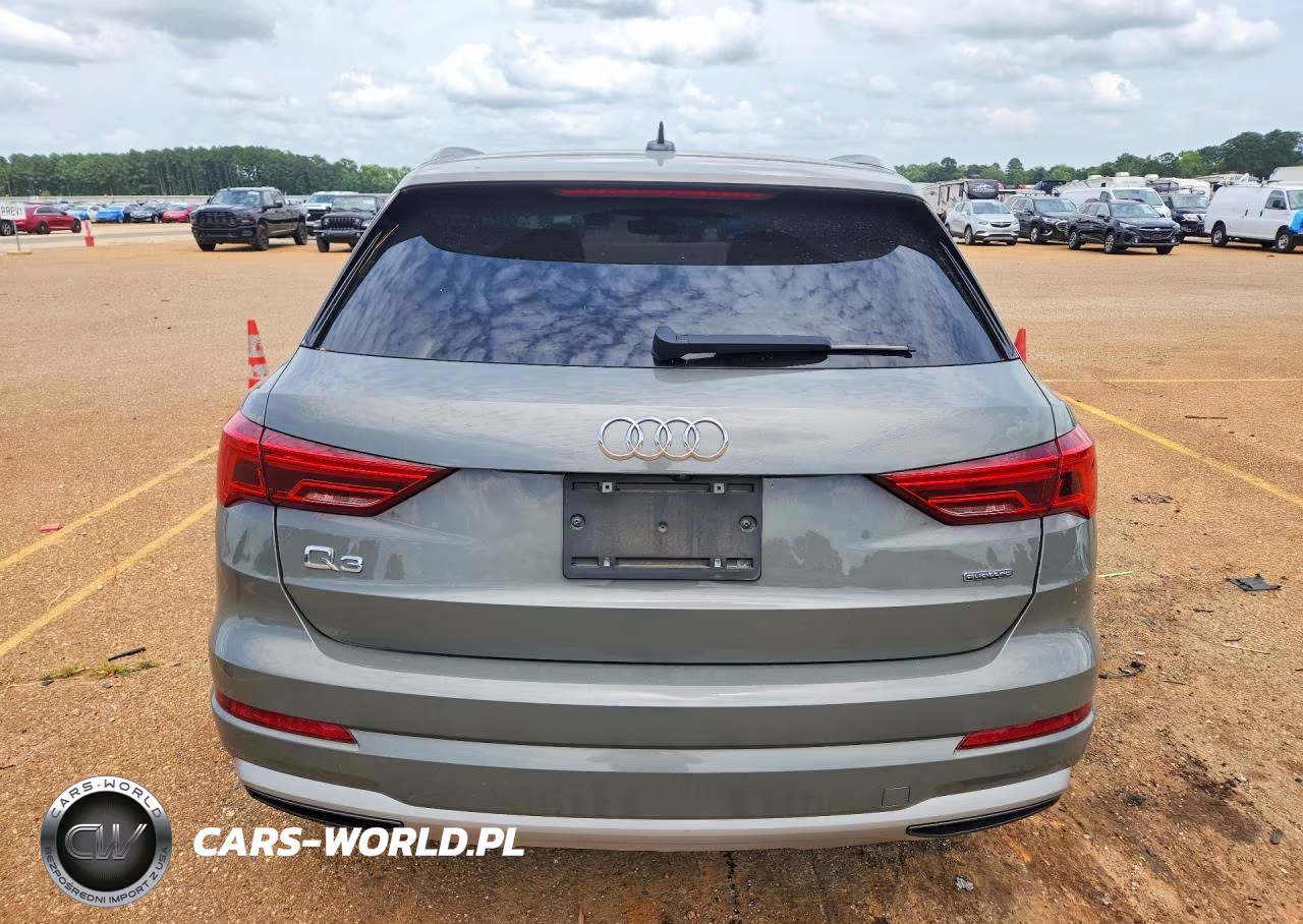 2020 Audi Q3 Premium VIN:WA1AECF32L1057401 - 6