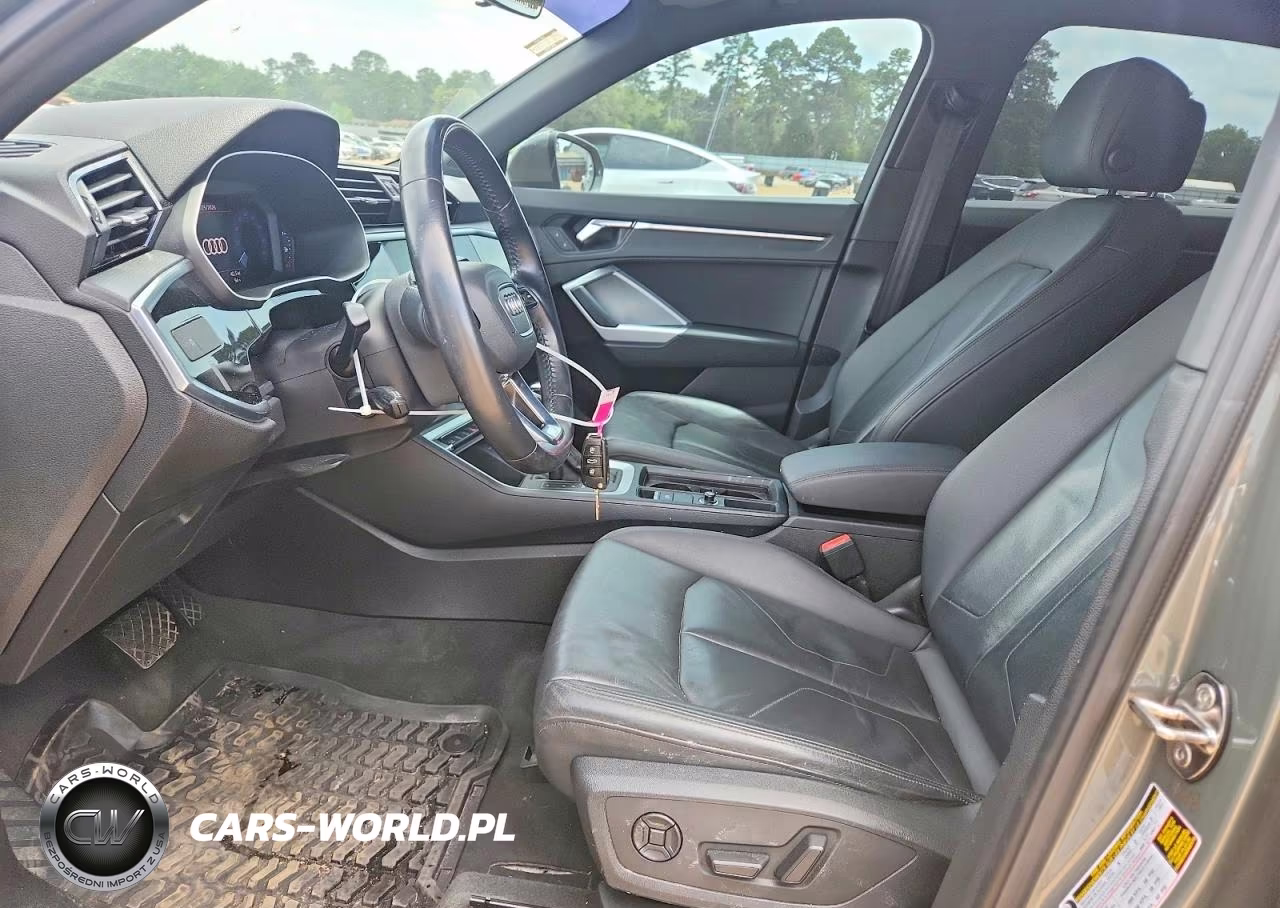 2020 Audi Q3 Premium VIN:WA1AECF32L1057401 - 7