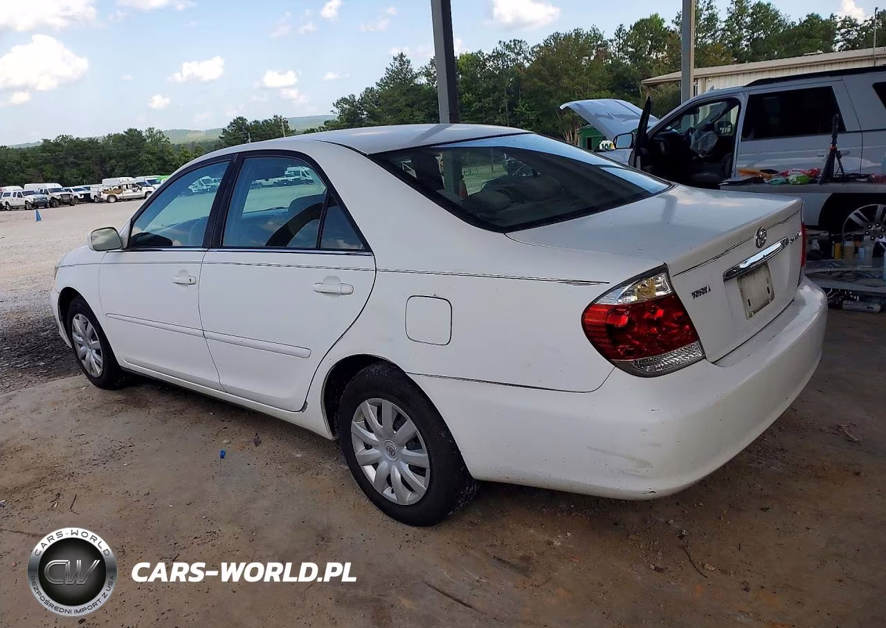 2005 Toyota Camry Le VIN:4T1BE32K95U617953 - 2